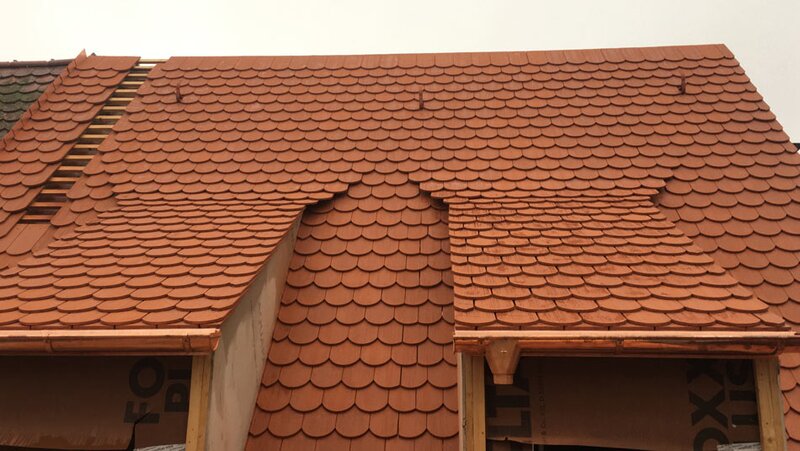 Executam acoperisuri si reparatii de urgenta